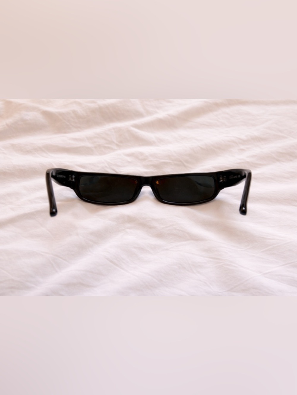 Kiss black sunglasses - Picture 2 of 3
